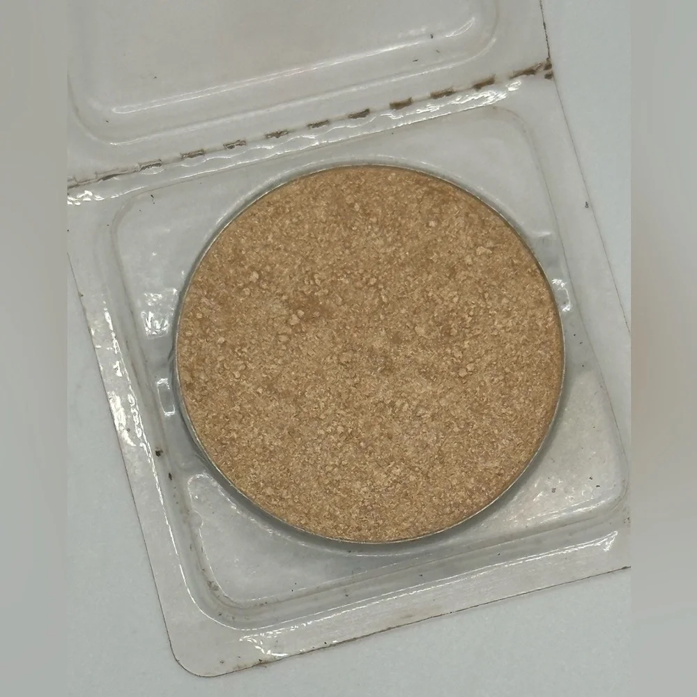 NIB Hanalei Matte Bronzer, Afterglow highlighter, Finding Ferdinand Blush Bundle
